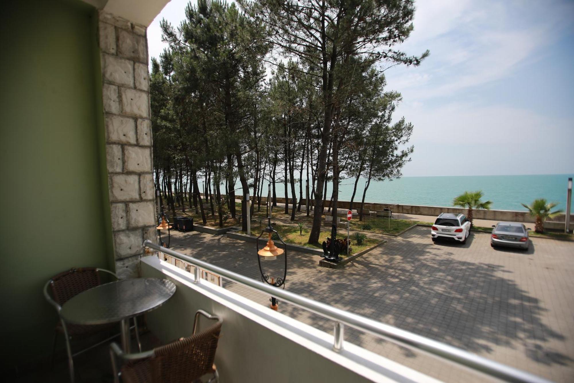Green House Hotel Kobuleti Zewnętrze zdjęcie